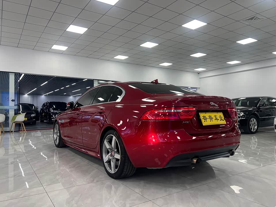 Jaguar XE