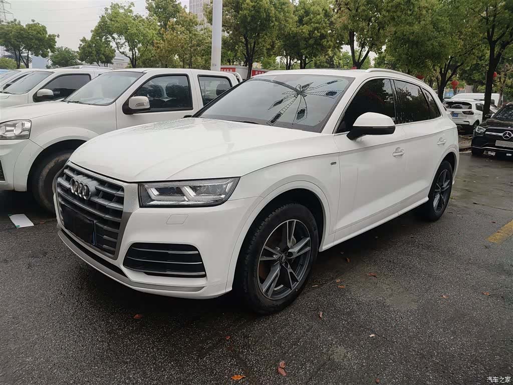 Audi Q5L, 2021 2