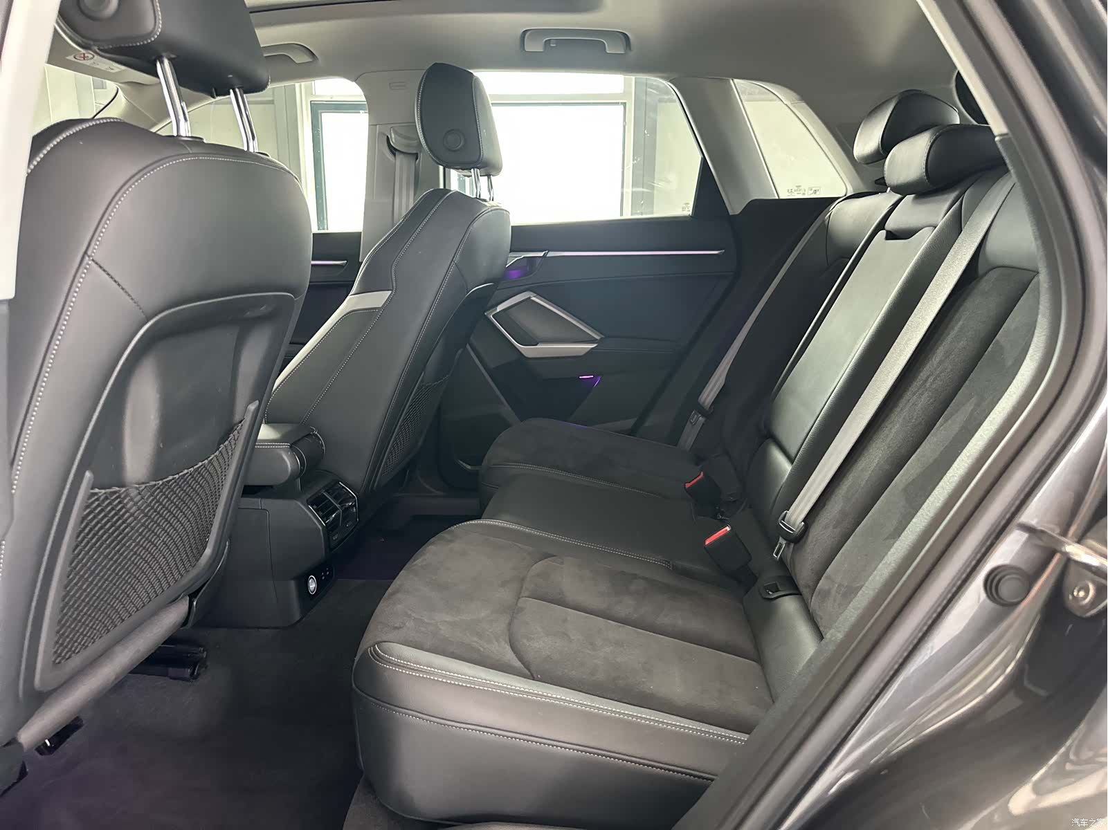 Audi Q3, 2022 18