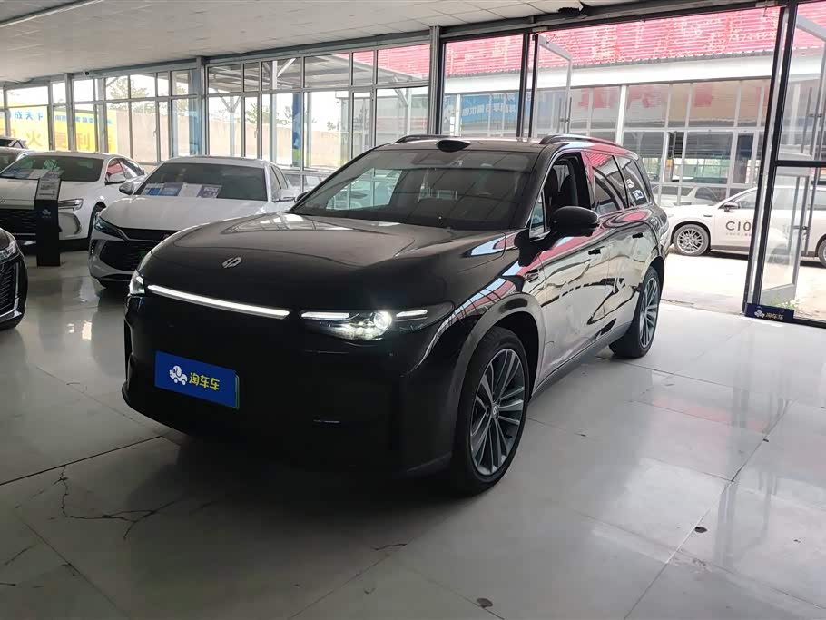 Leapmotor C16