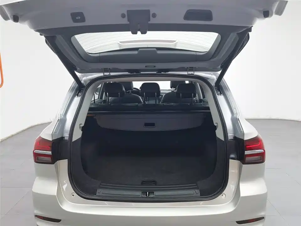 Roewe RX5 New energy