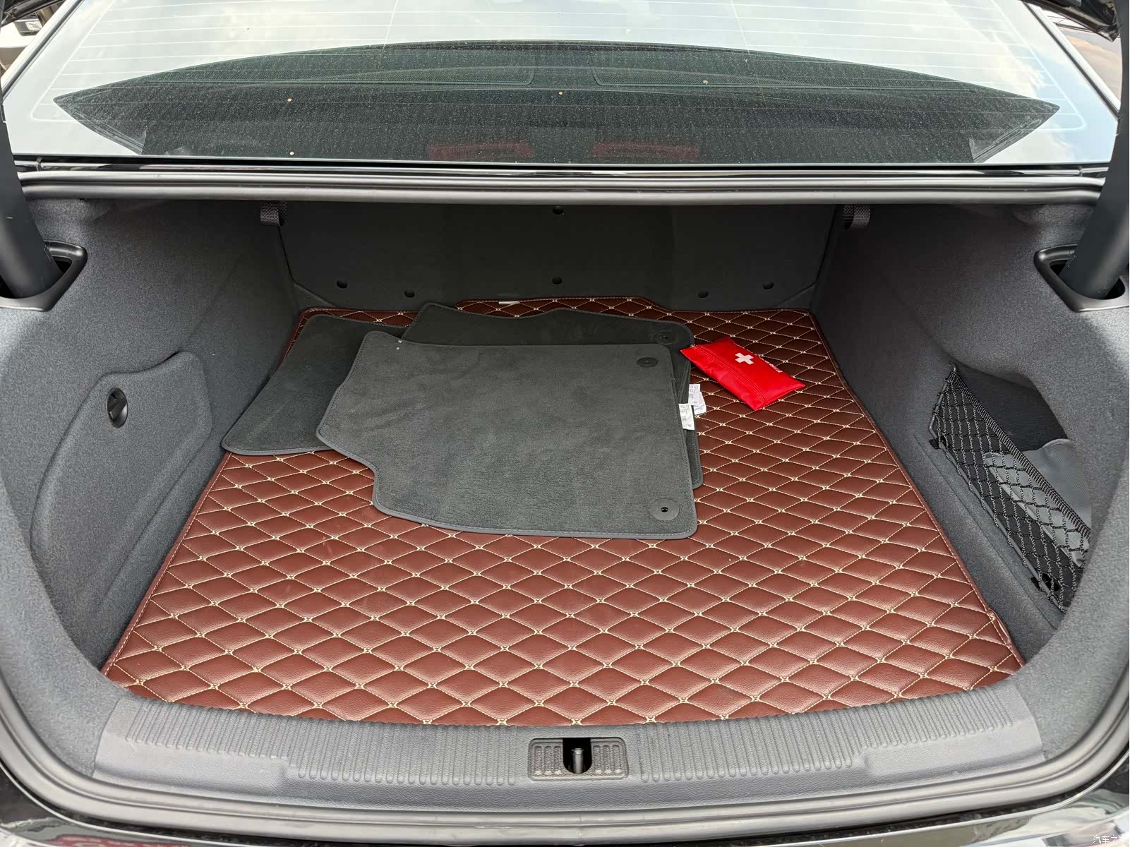 Audi A6L, 2018 8