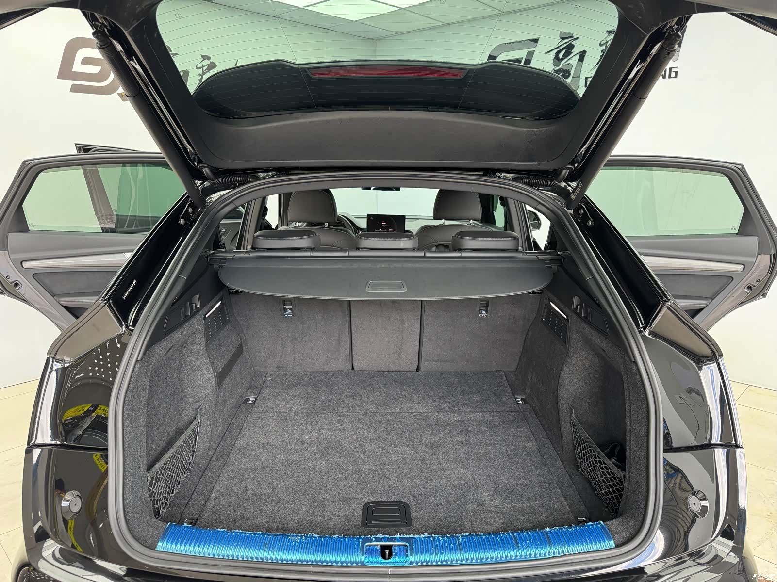Audi Q5L, 2023 23