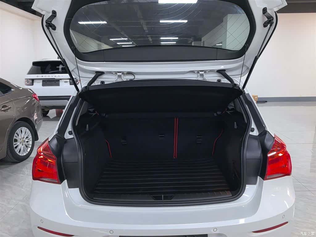 BMW 1 Series, 2019 15
