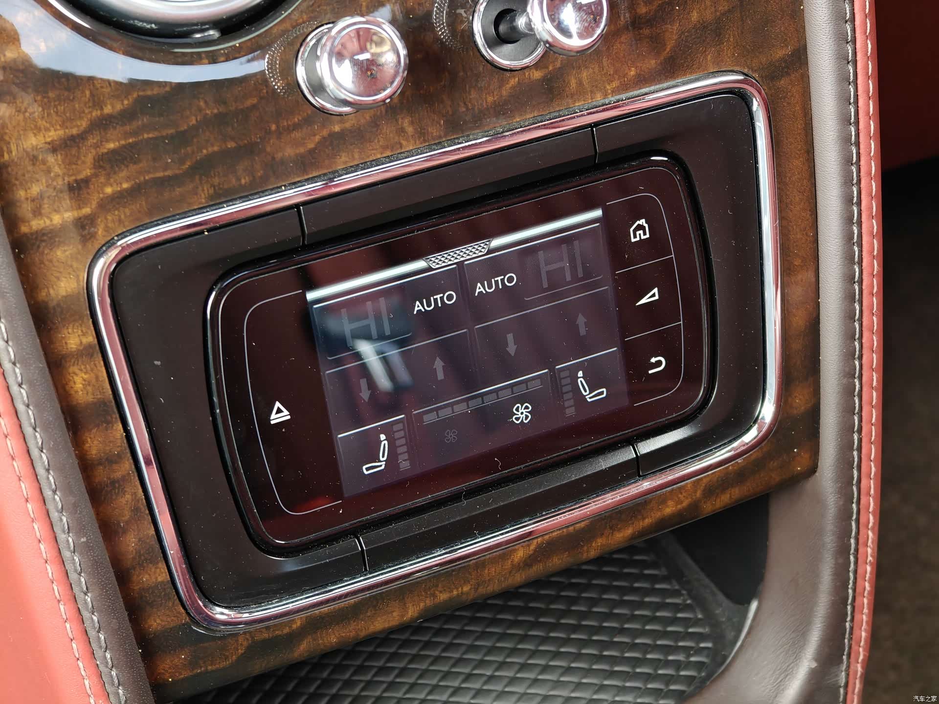 Bentley Flying Spur, 2018 12