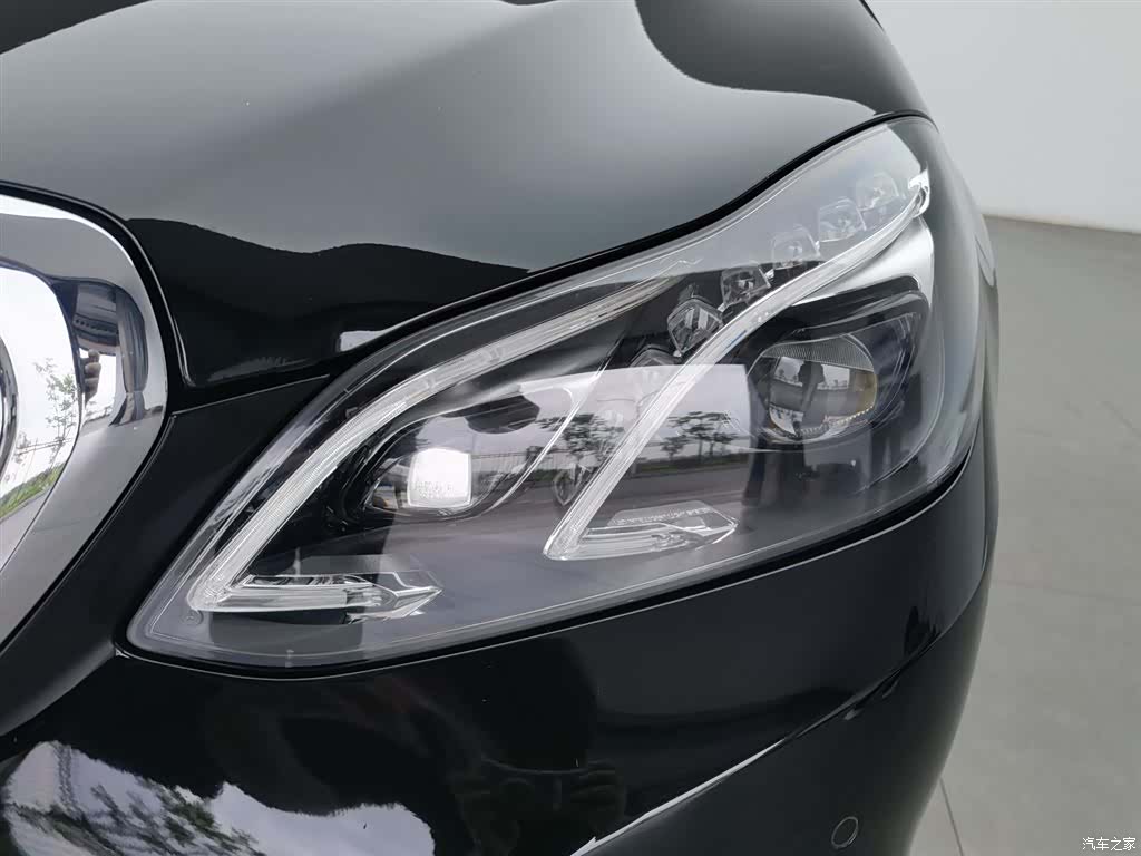 Mercedes-Benz E-Class, 2015 7