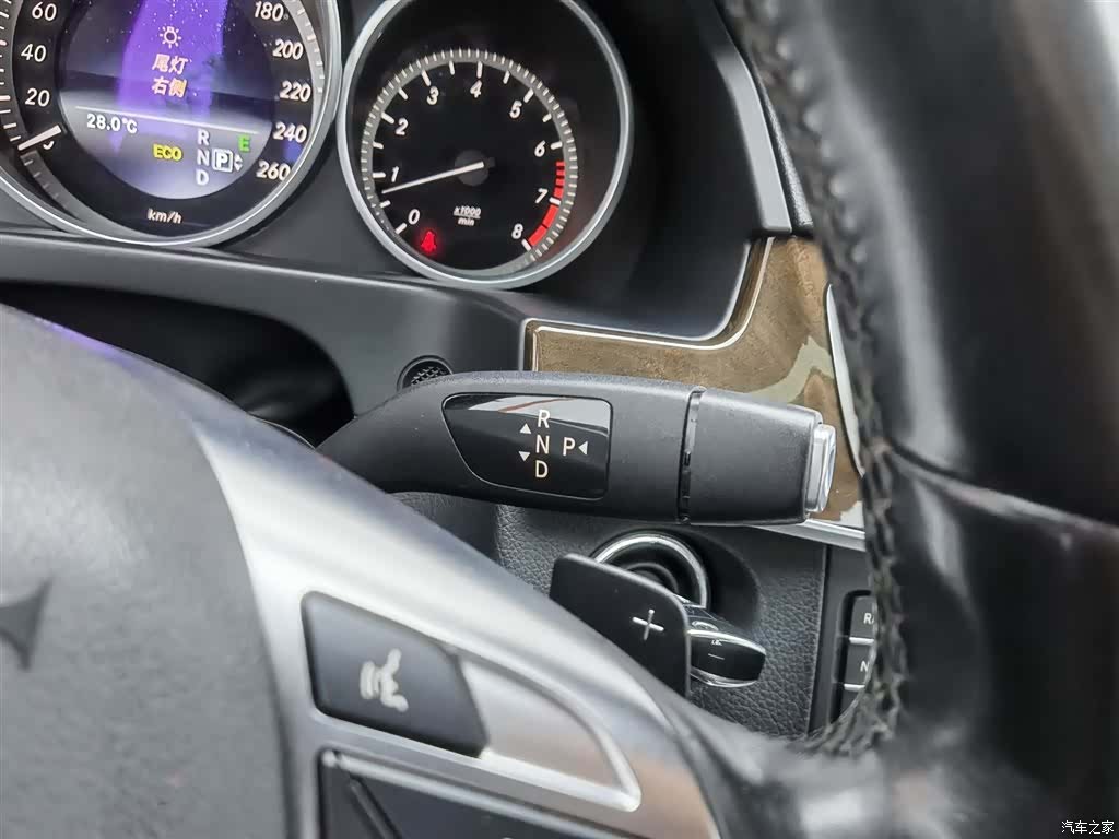 Mercedes-Benz E-Class, 2015 13