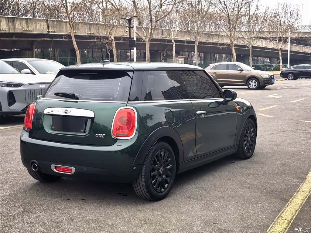 Mini ONE, 2018 14