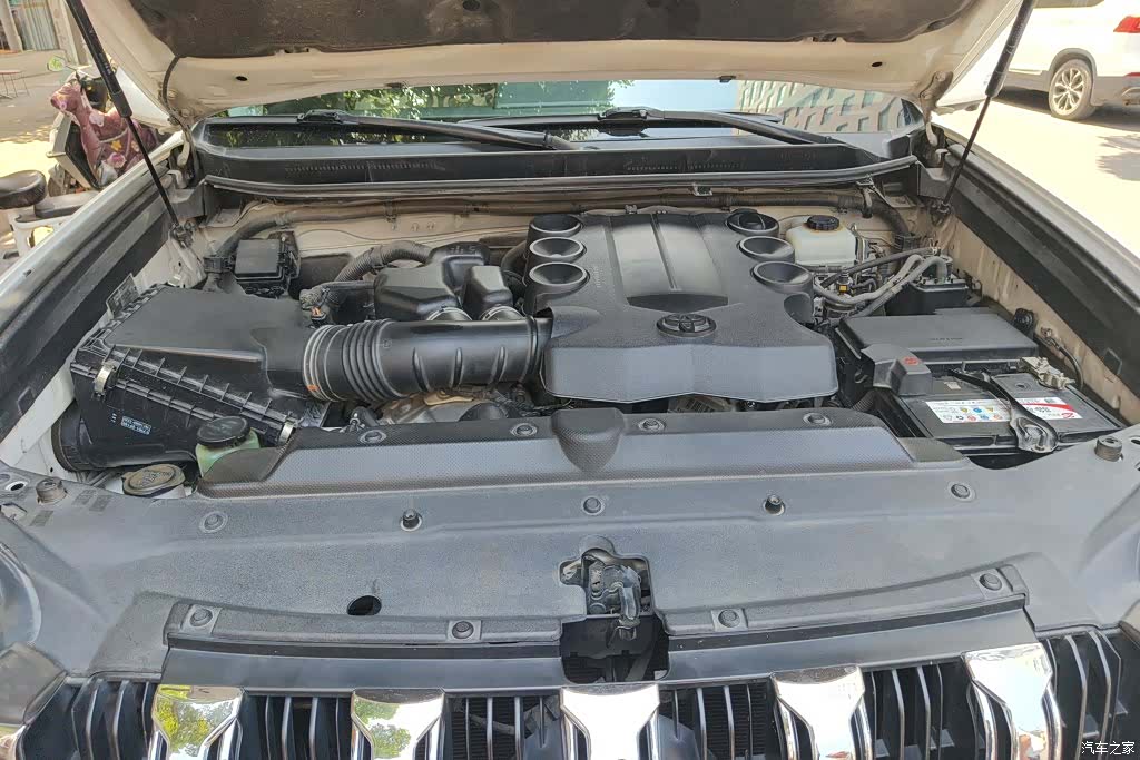 Toyota Prado, 2015 10