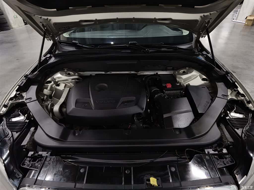 Volvo XC60, 2018 6