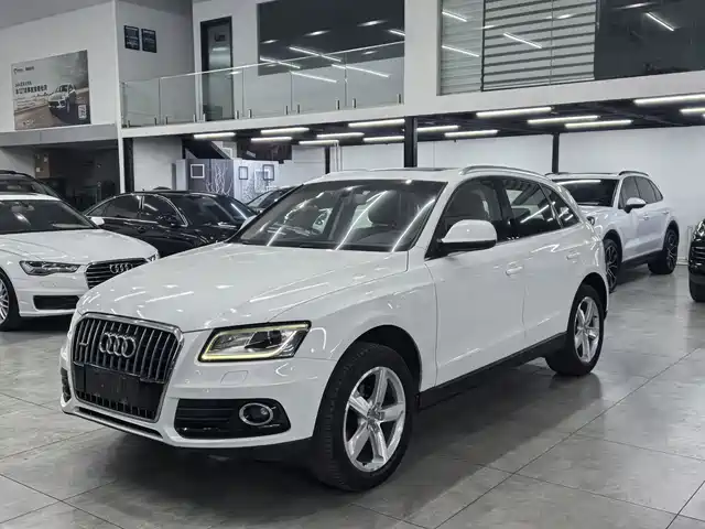 Audi Q5 2015 — купить из Китая под заказ