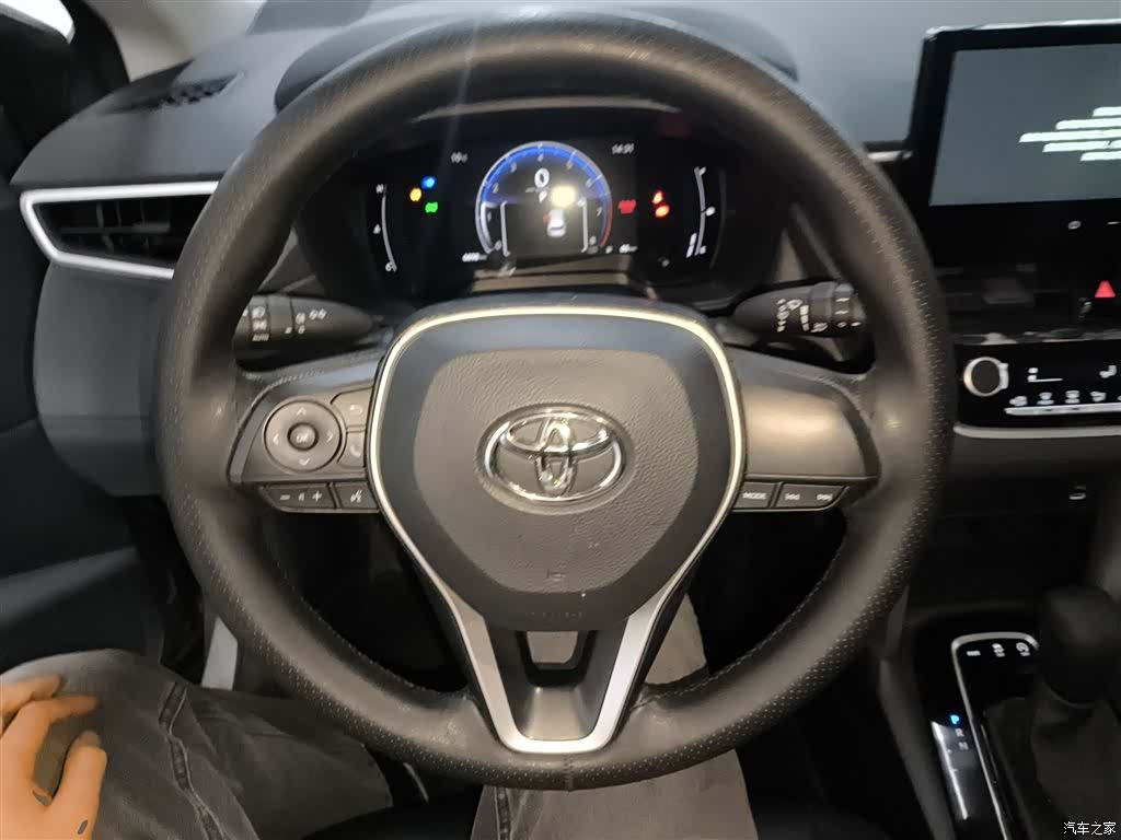 Toyota Frontlander, 2024 11