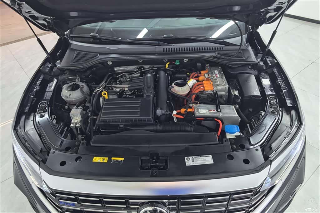 Volkswagen Passat, 2023 10