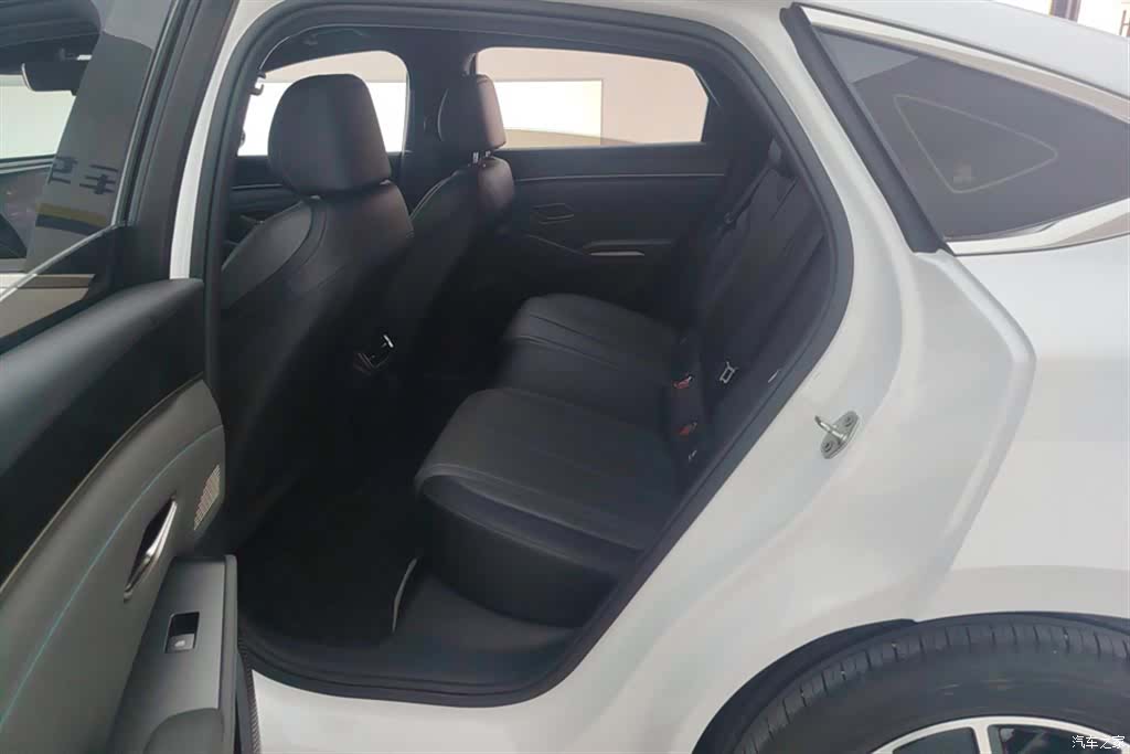 BYD Qin, 2024 11