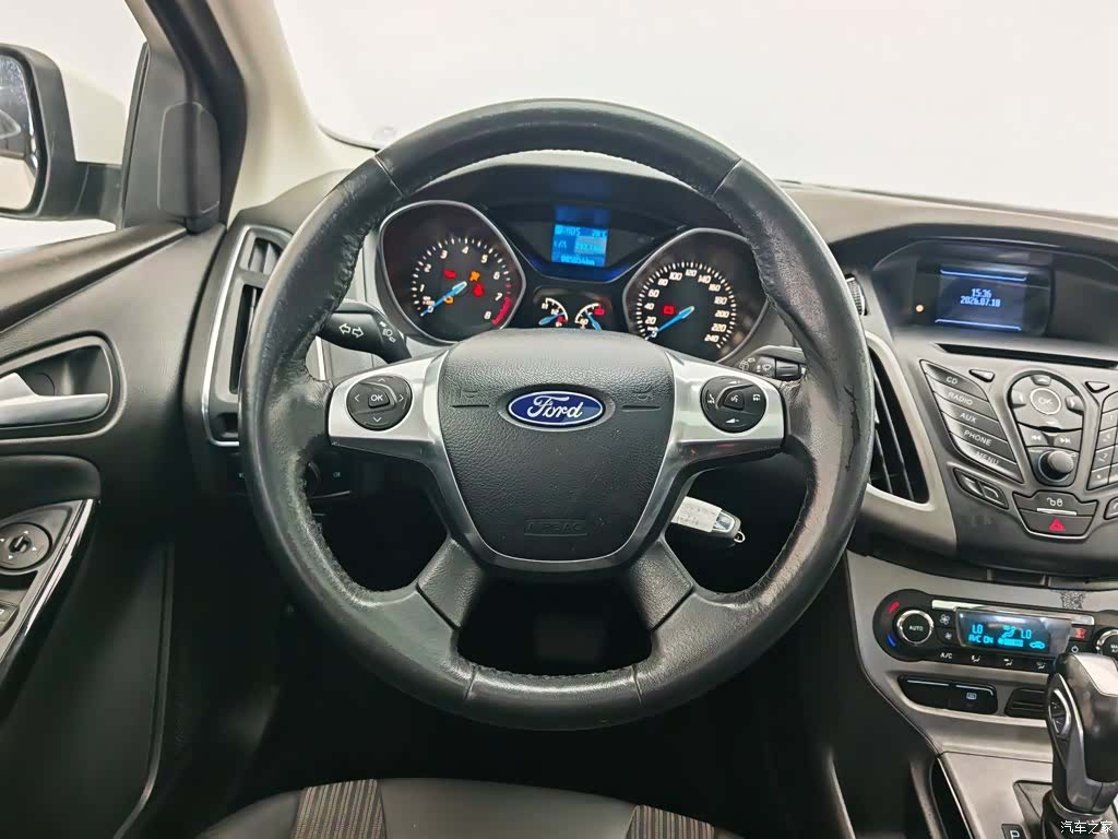 Ford Focus, 2014 11