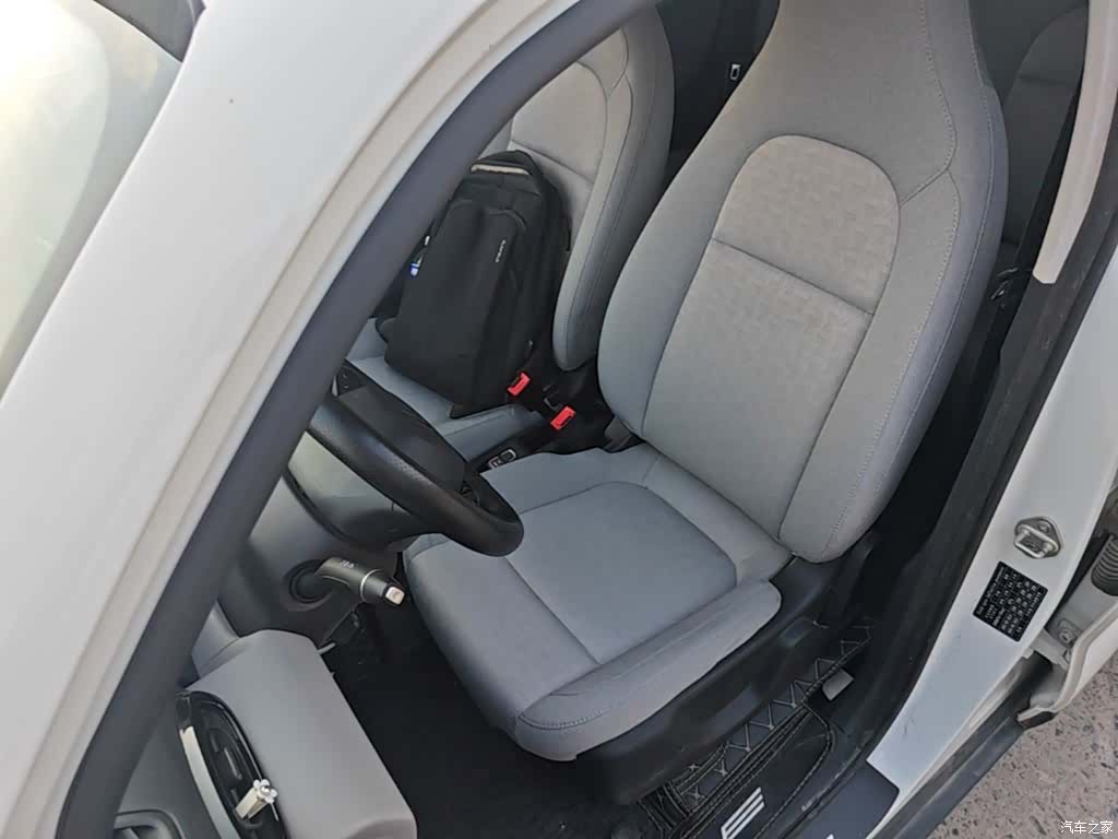 Leapmotor T03, 2022 15