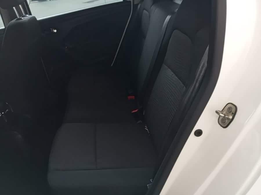 Peugeot 301 2015, фото 16