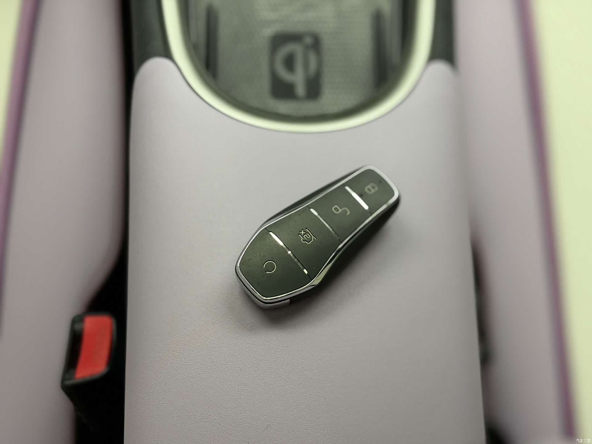 BYD Dolphin, 2022 14