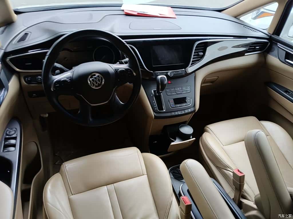 Buick GL8, 2019 10