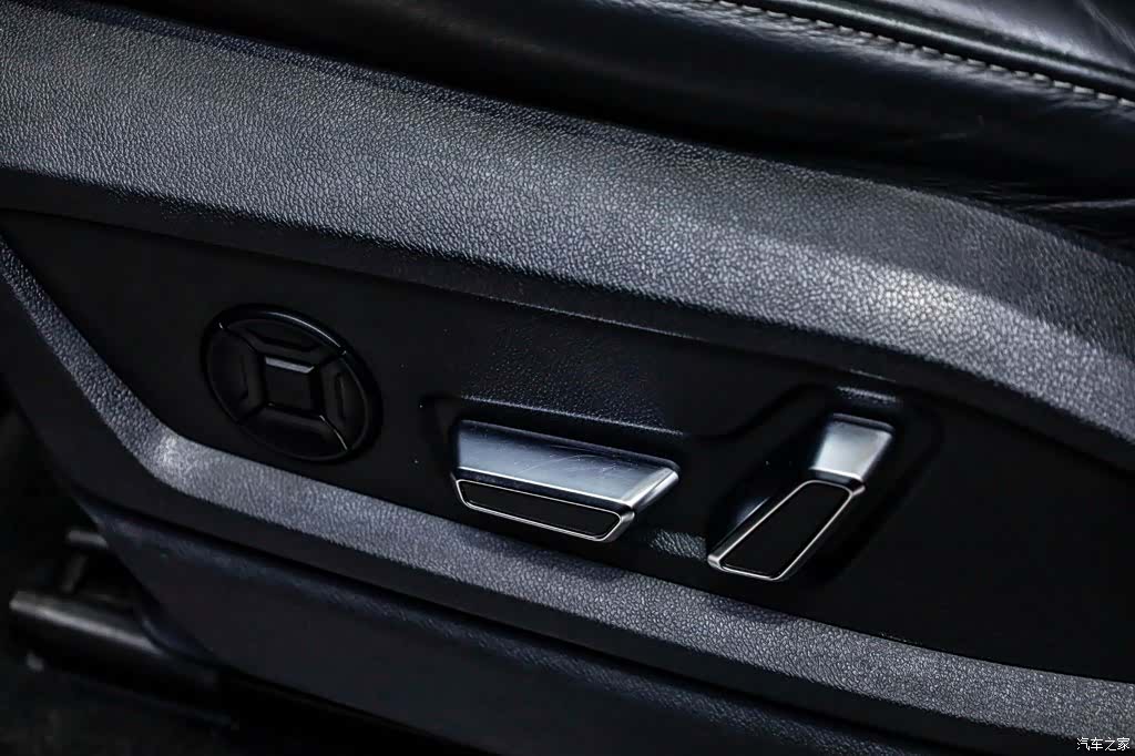 Audi Q6, 2024 13
