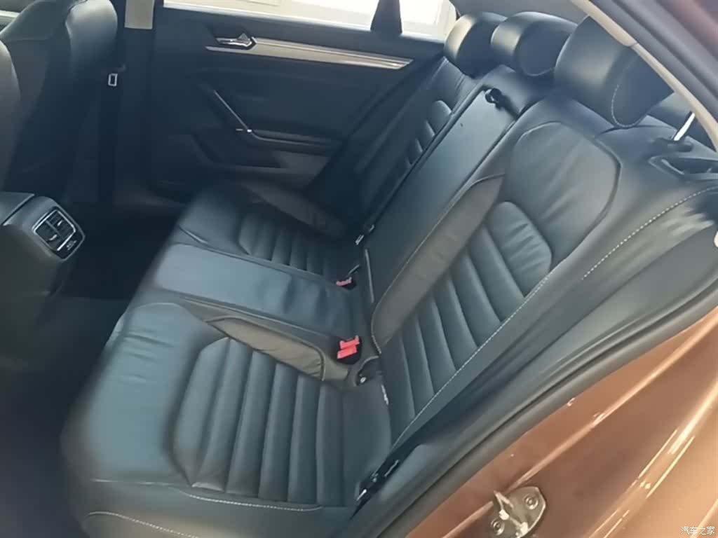 Volkswagen Lamando, 2017 17