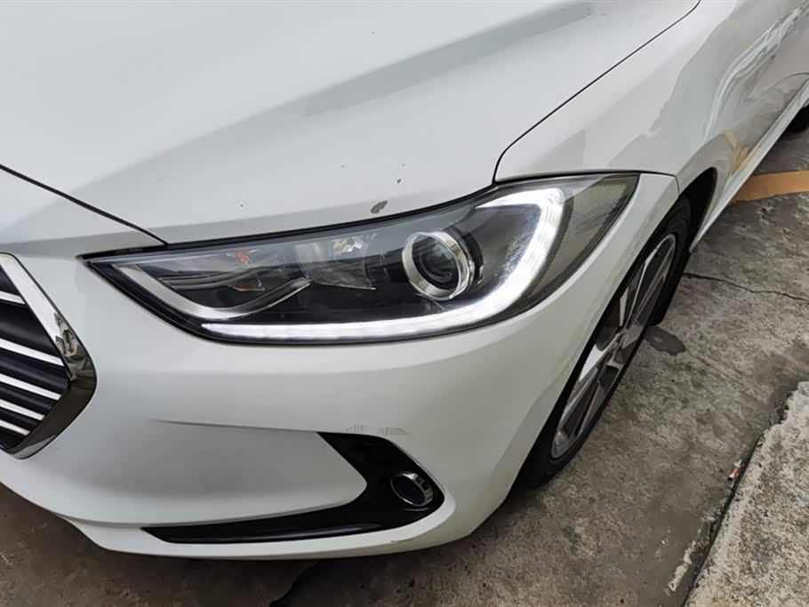 Hyundai Lead Hyundai Lead