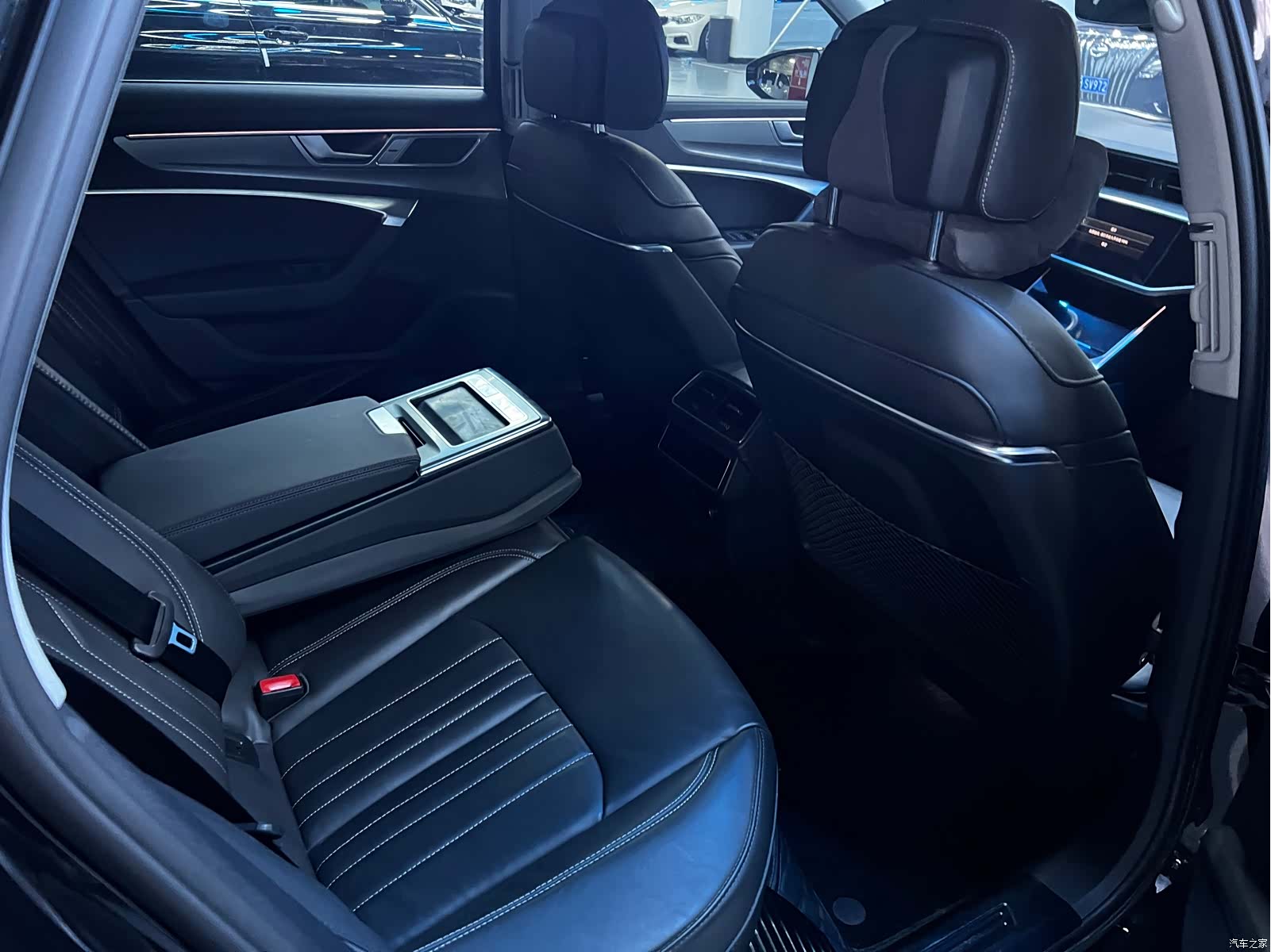 Audi A6L, 2023 15
