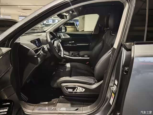 Xpeng G9, 2022 4