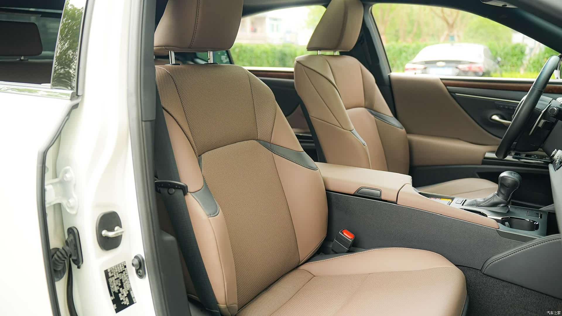 Lexus ES, 2024 12