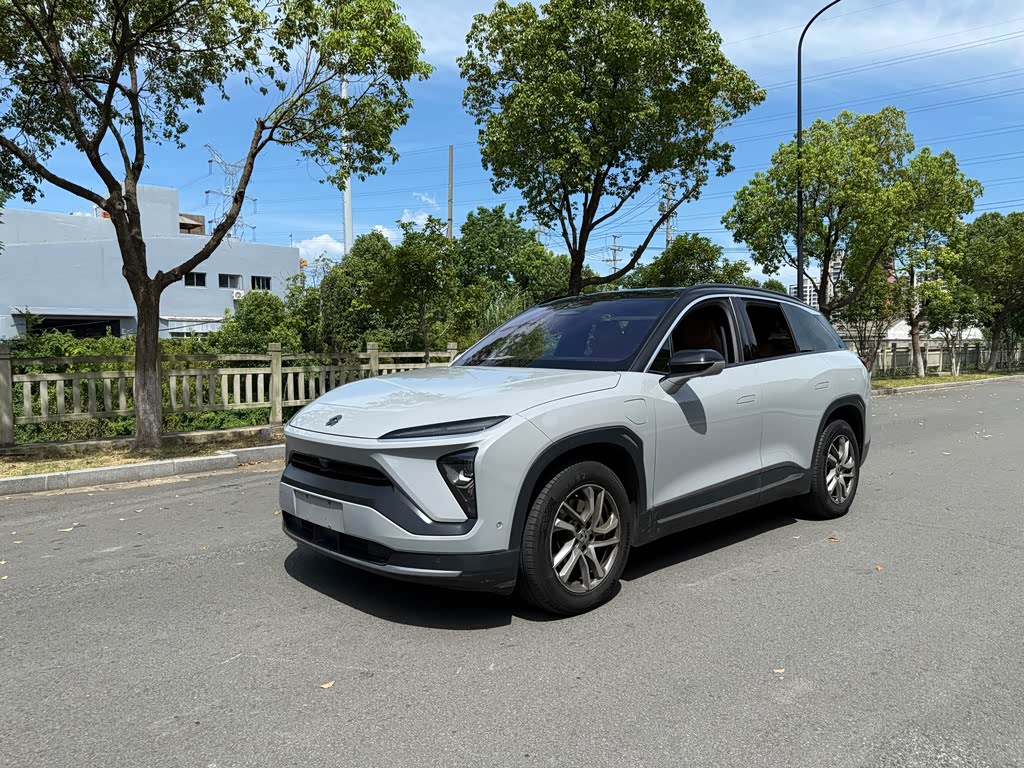NIO ES6