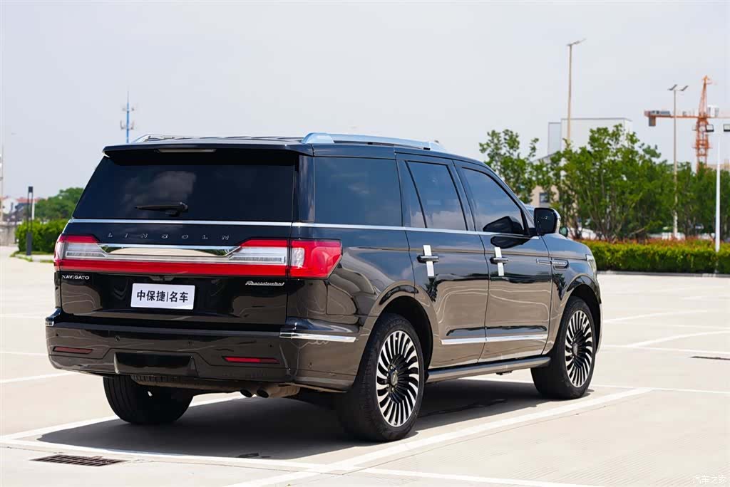Lincoln Navigator, 2022 26