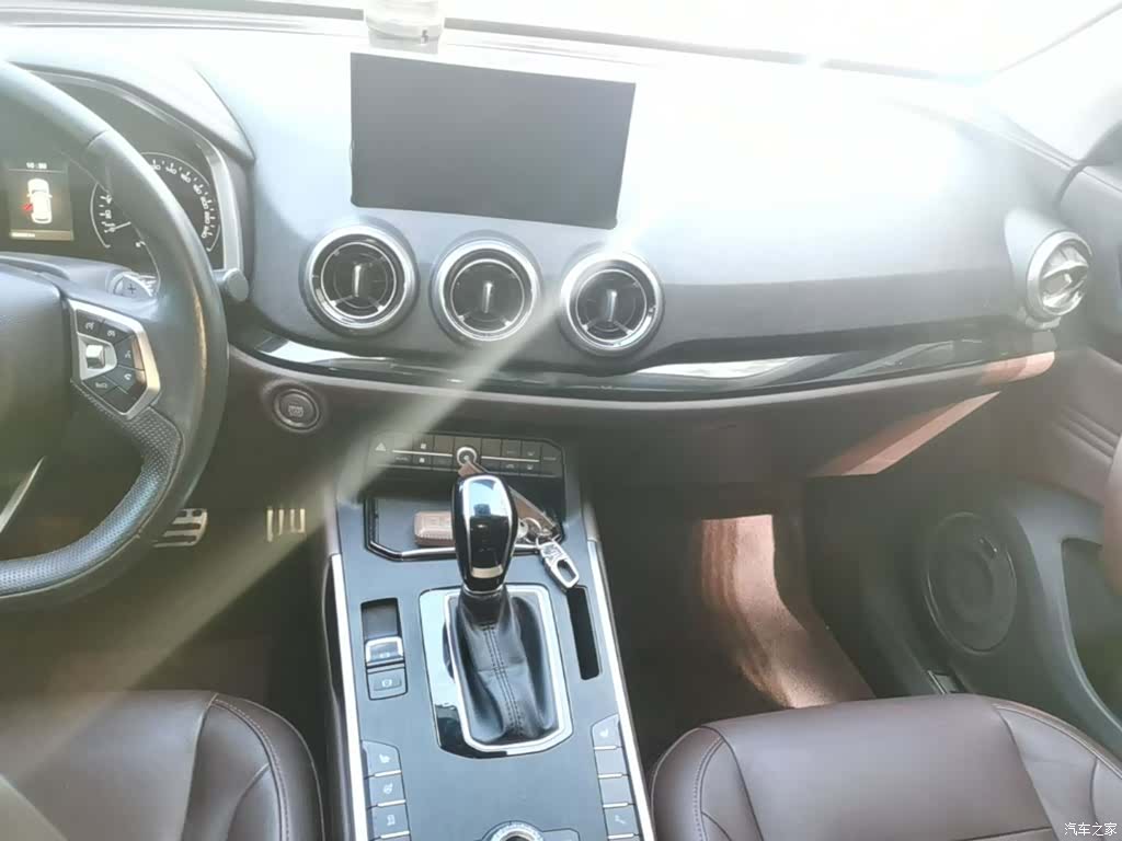 WEY VV5, 2017 13