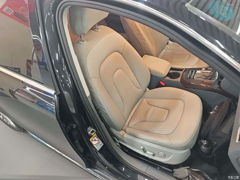 Audi A4L, 2016 25