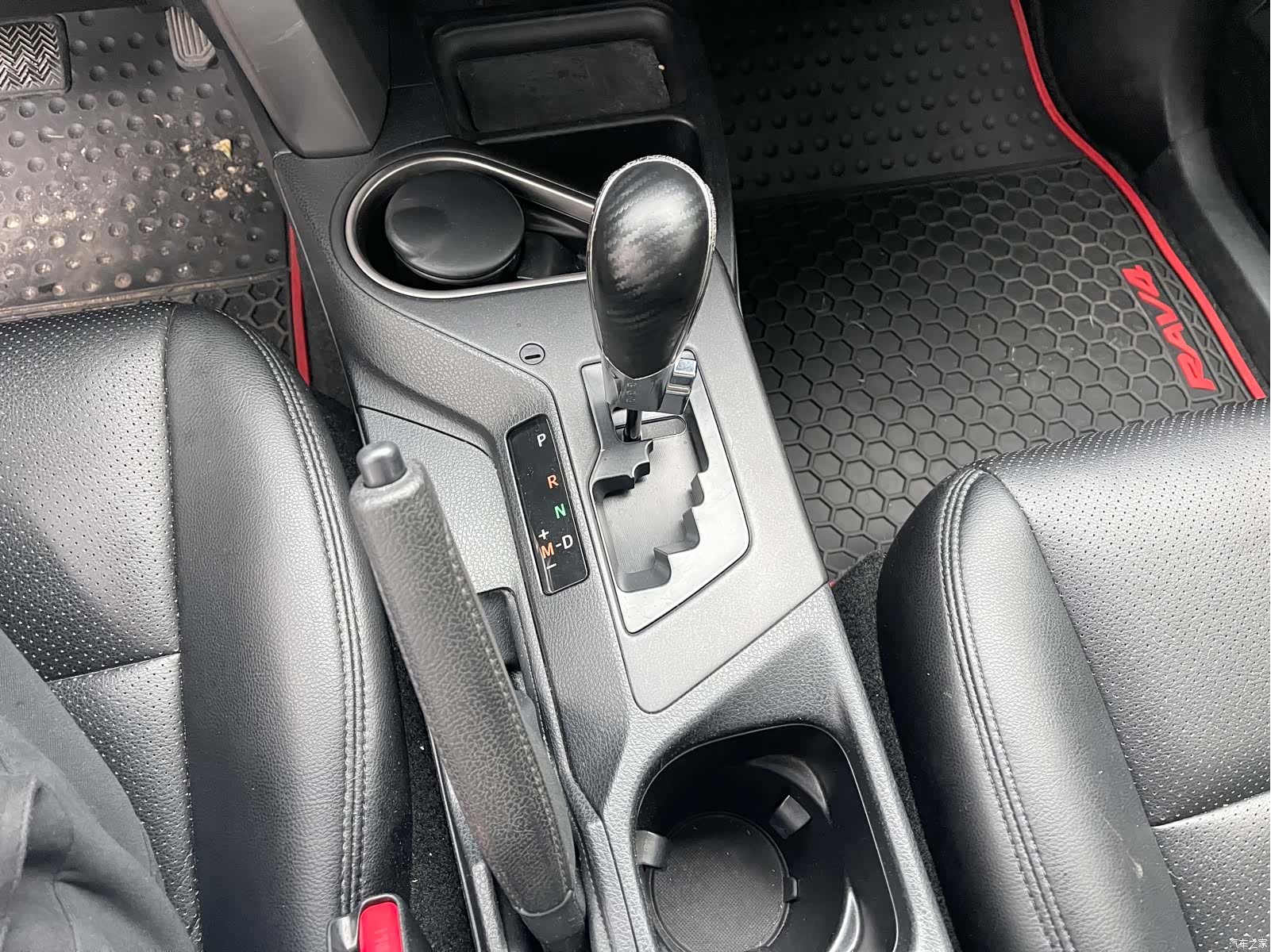 Toyota RAV4, 2016 12