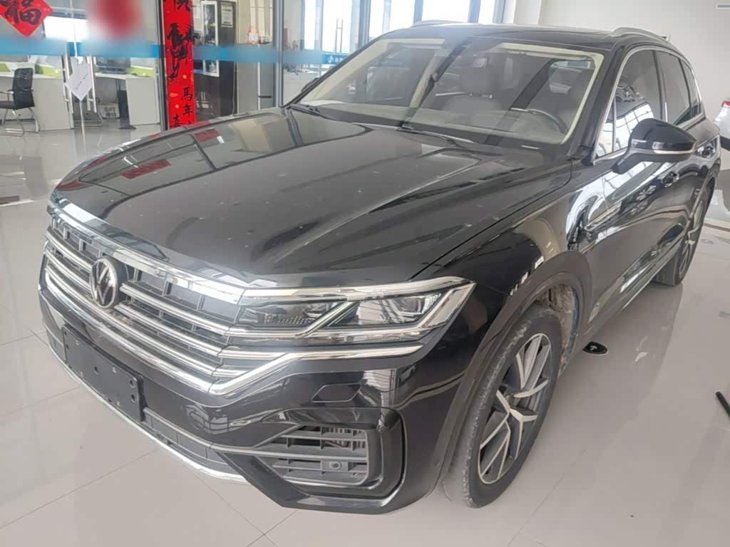 Volkswagen Touareg 2021 3.0TSI Sport
