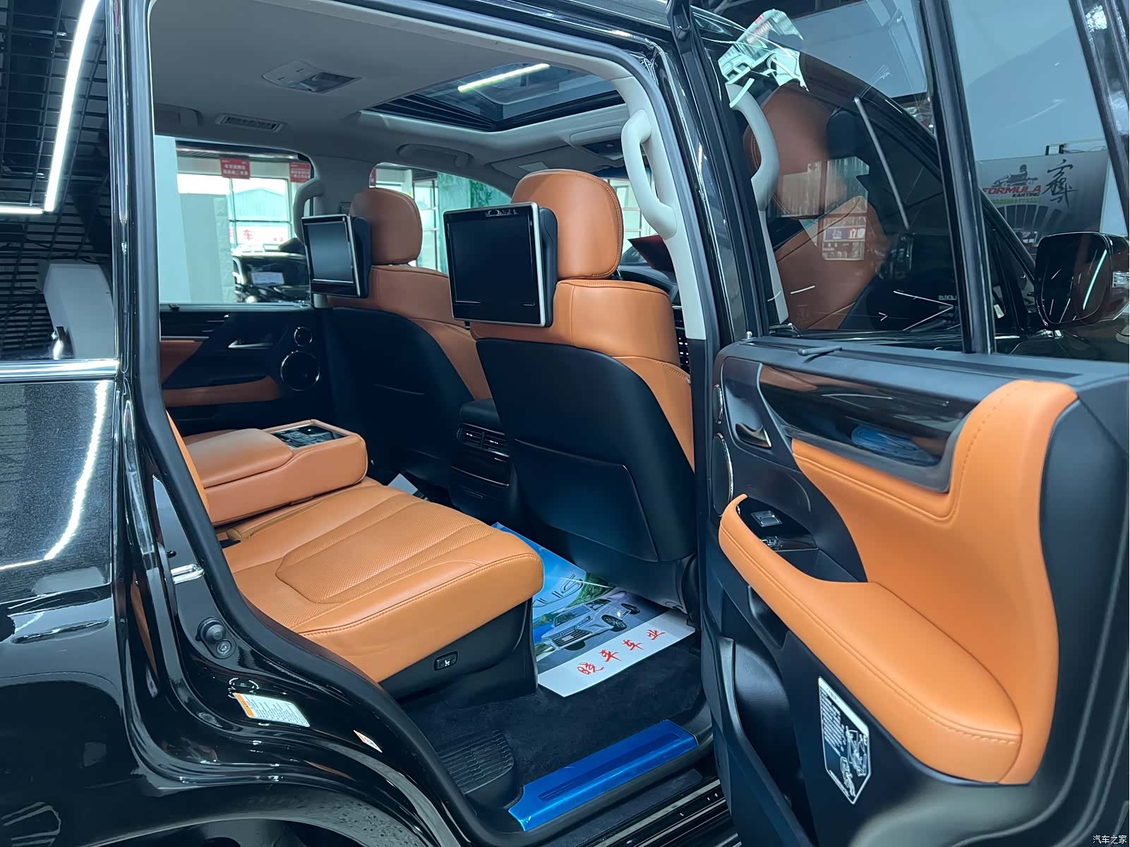 Lexus LX, 2017 7
