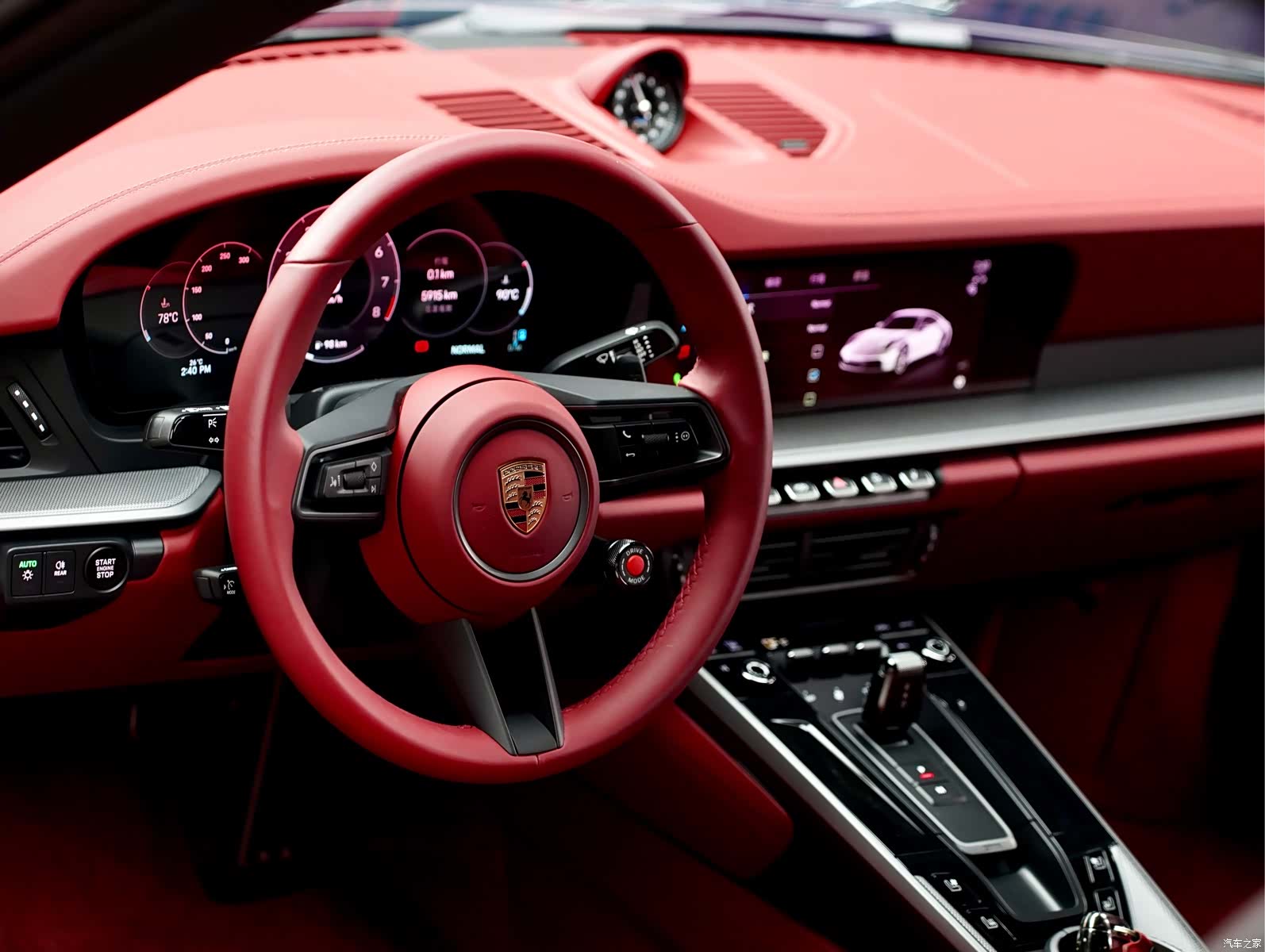 Porsche 911, 2025 10