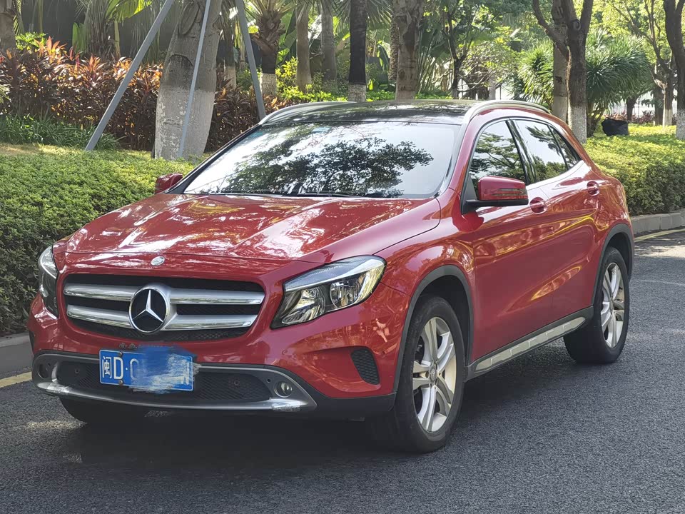 Mercedes-Benz GLA