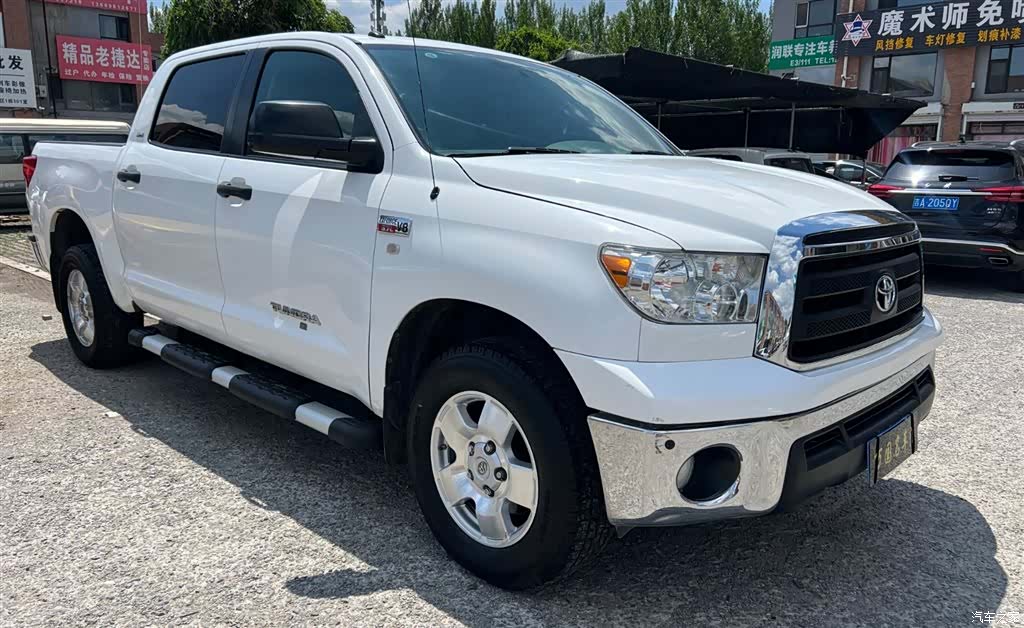 Toyota Tundra, 2012 3