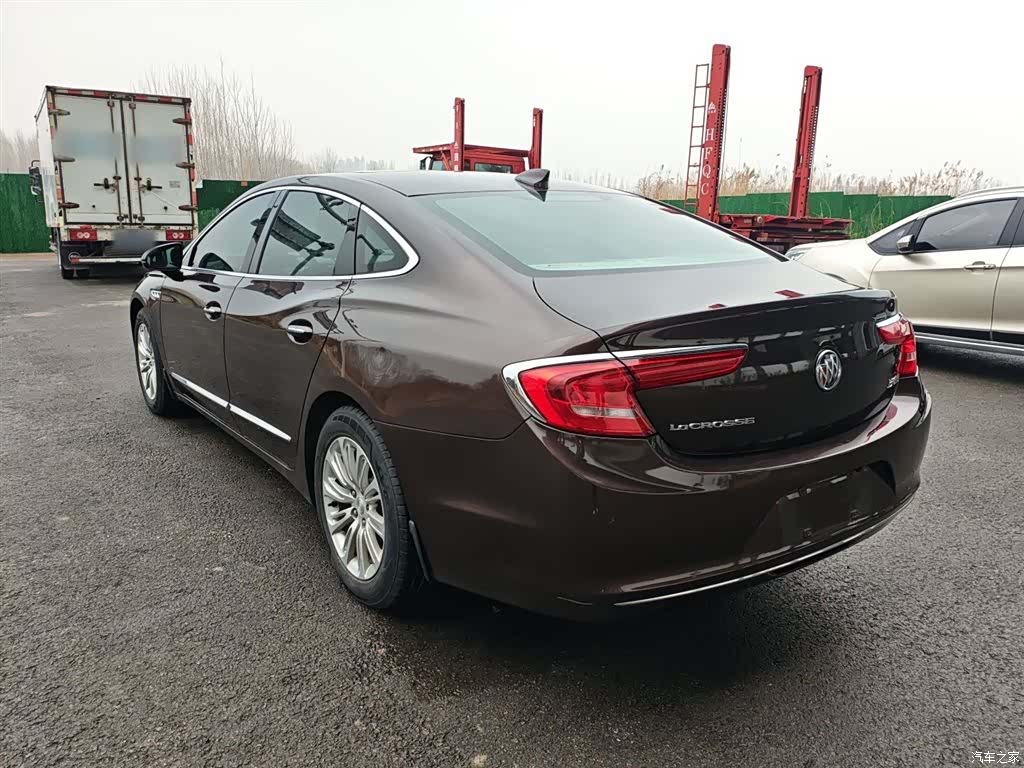 Buick LaCrosse, 2018 все фото
