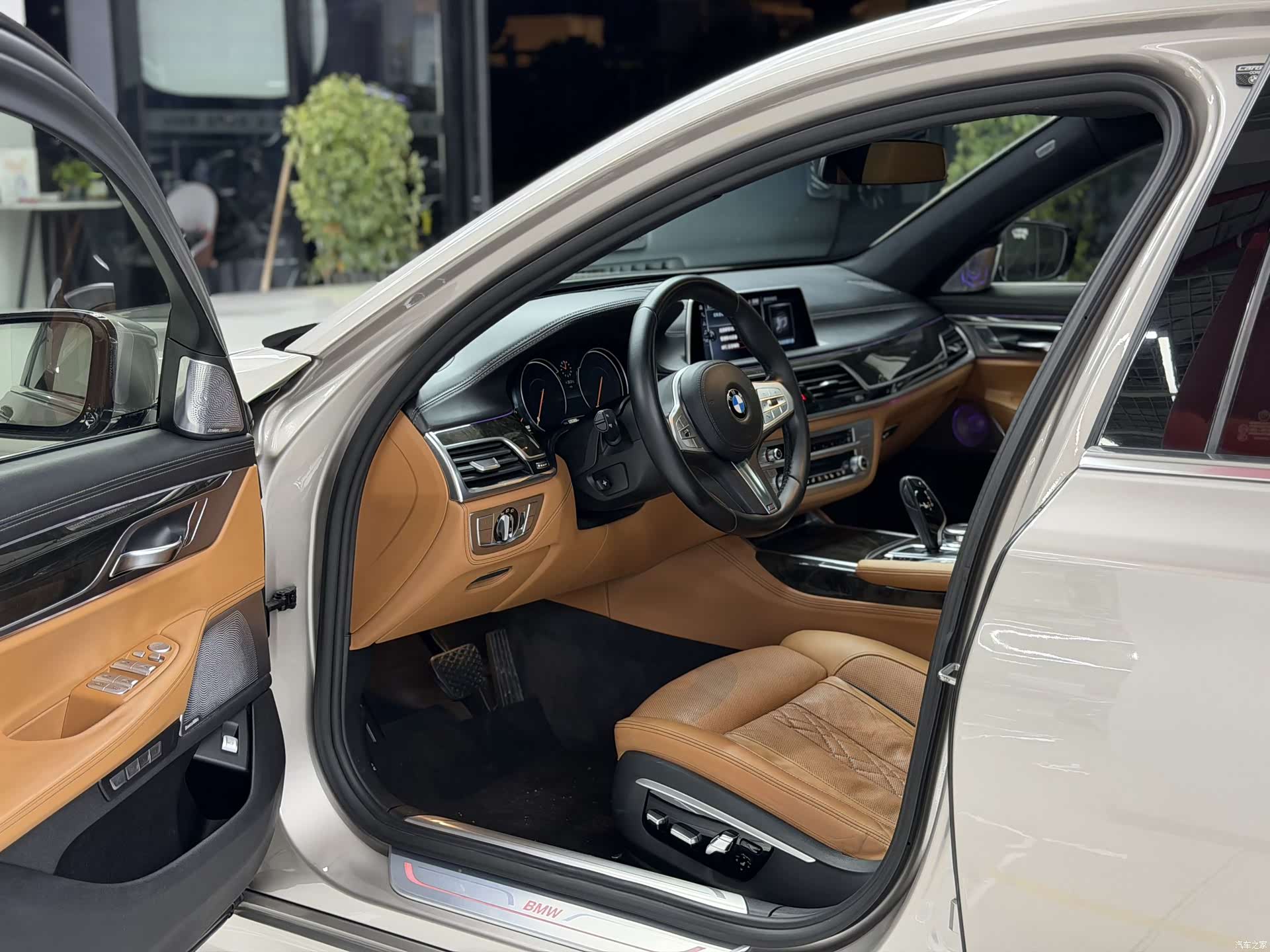 BMW 7 Series, 2016 8