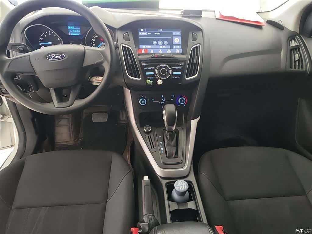 Ford Focus, 2018 13