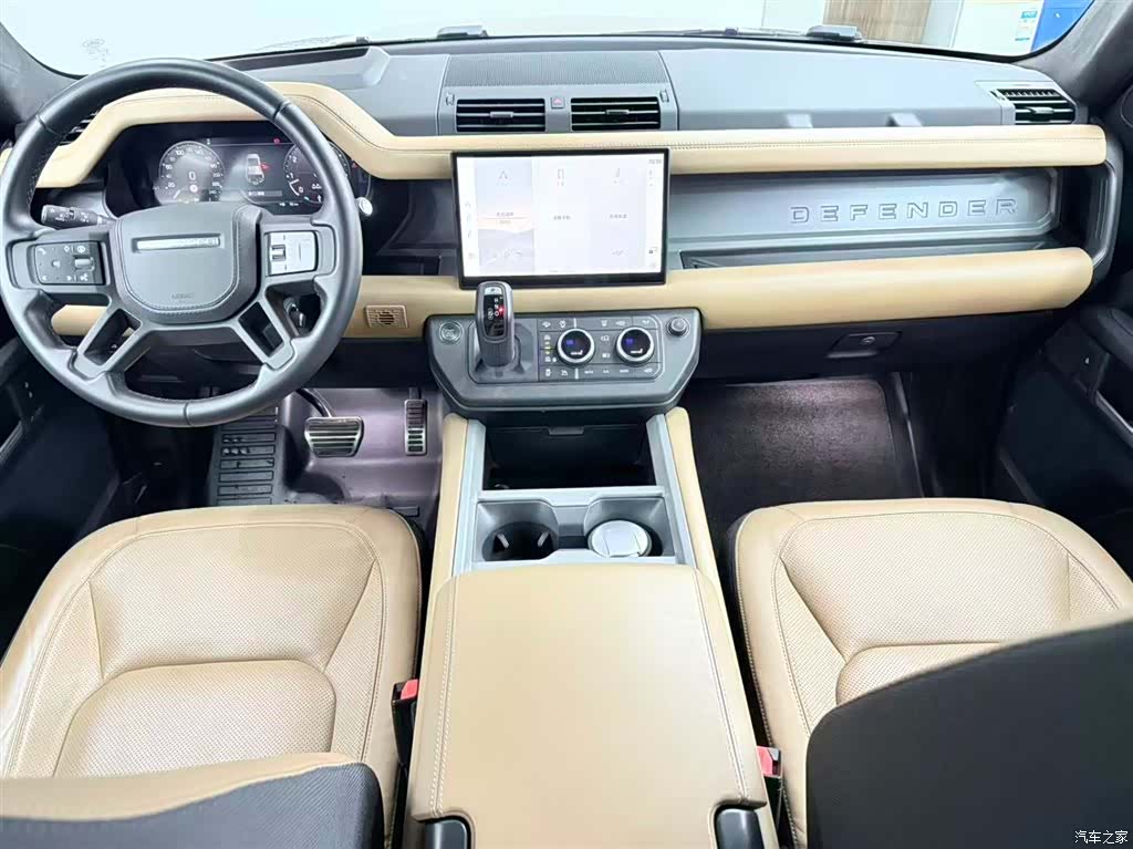 Land Rover Defender, 2024 7