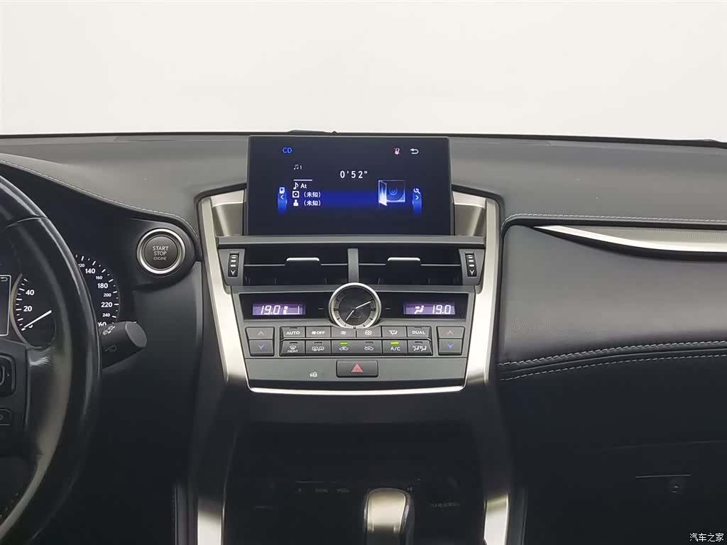 Lexus NX, 2016 12