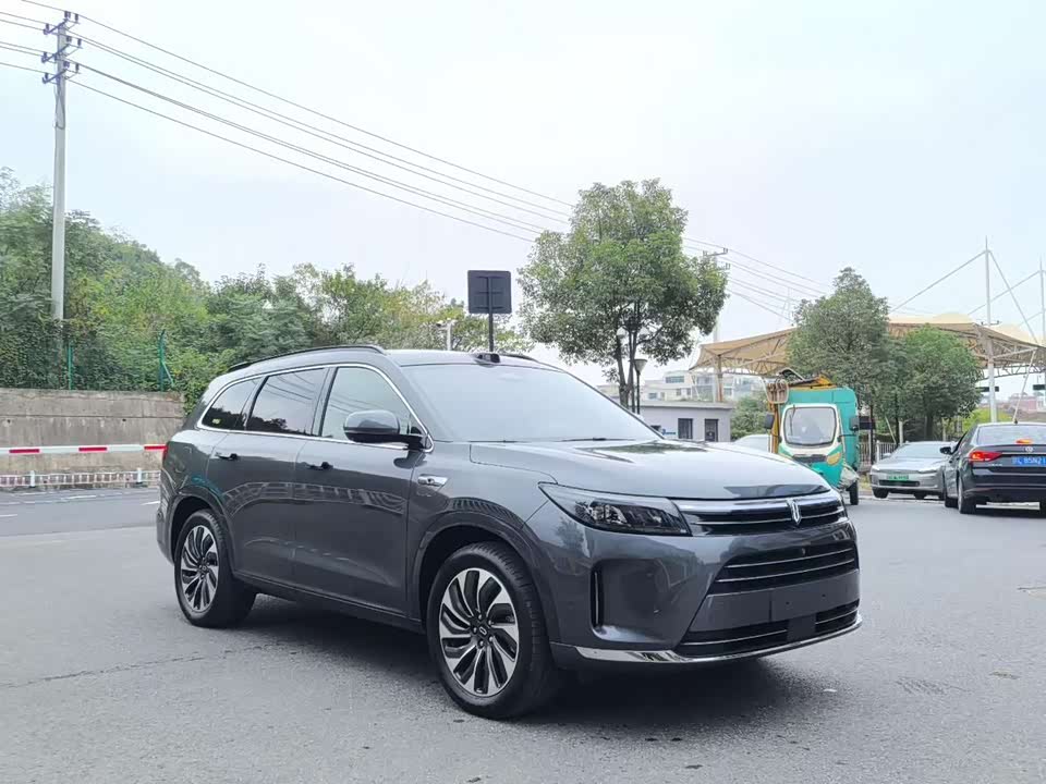 AITO Ask the world M7