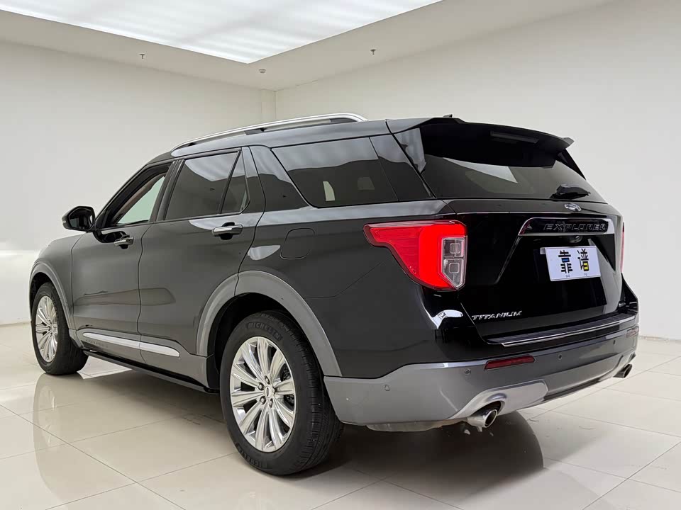 Ford Explorer Ford Explorer