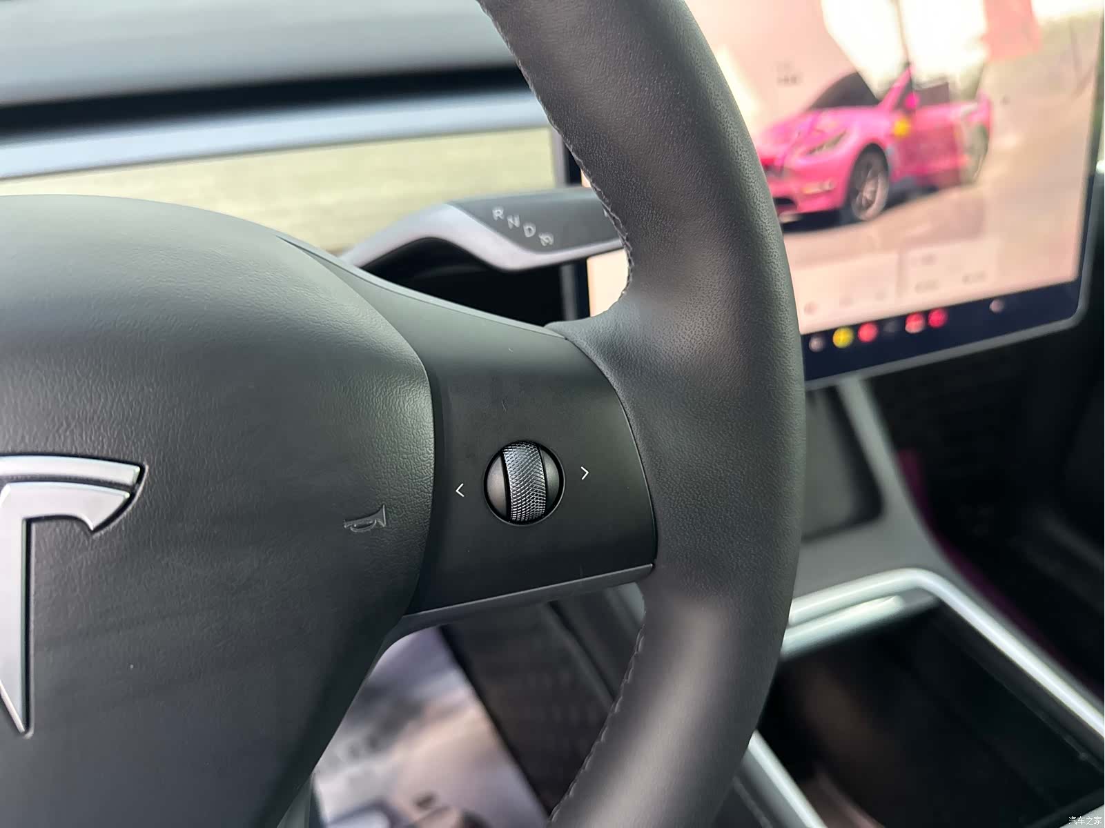 Tesla Model Y, 2023 7