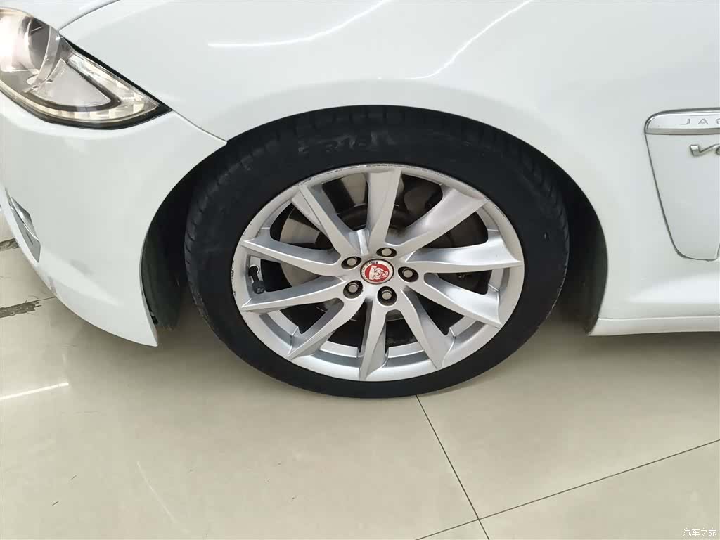 Jaguar XF, 2014 25