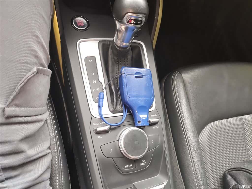Audi Q2L, 2019 9