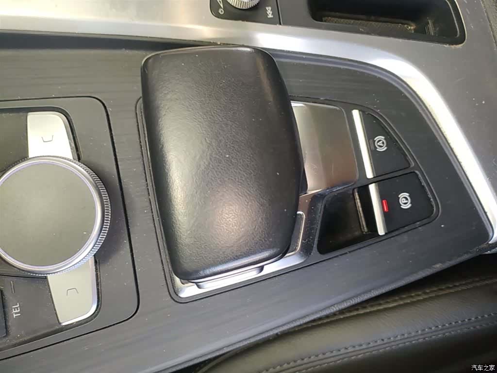 Audi A4L, 2019 14